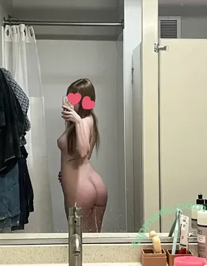 lotteviaa / charlotte / violetta.viaa nude photo #0003