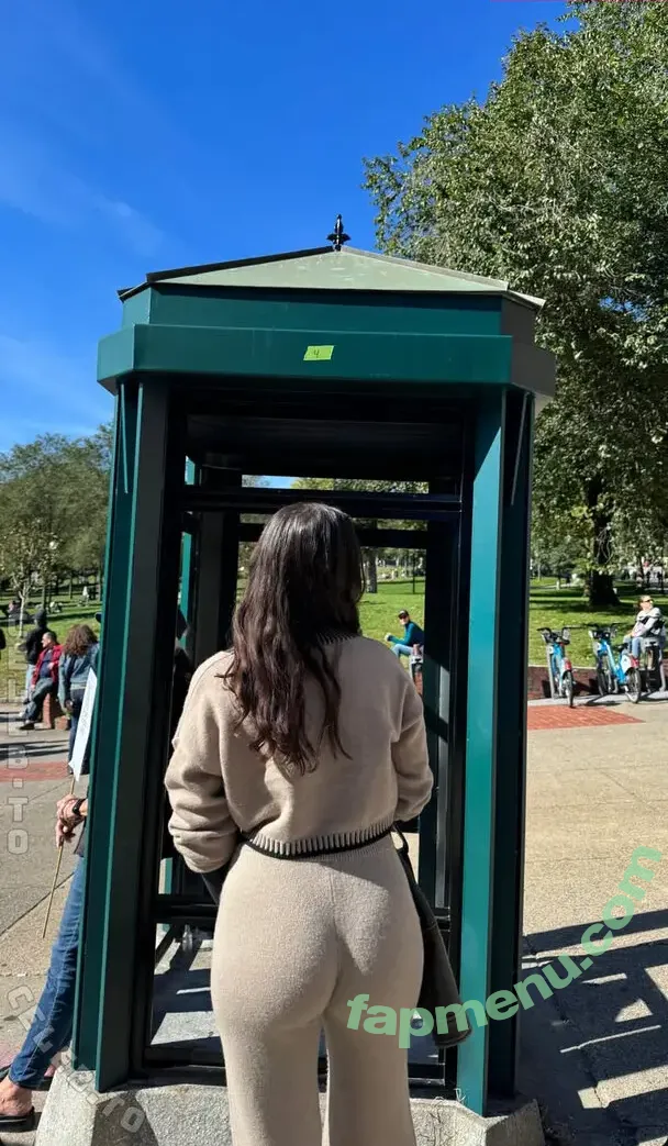 Lotti Aisha Greinwald nude photo #0189 (glotti_04)