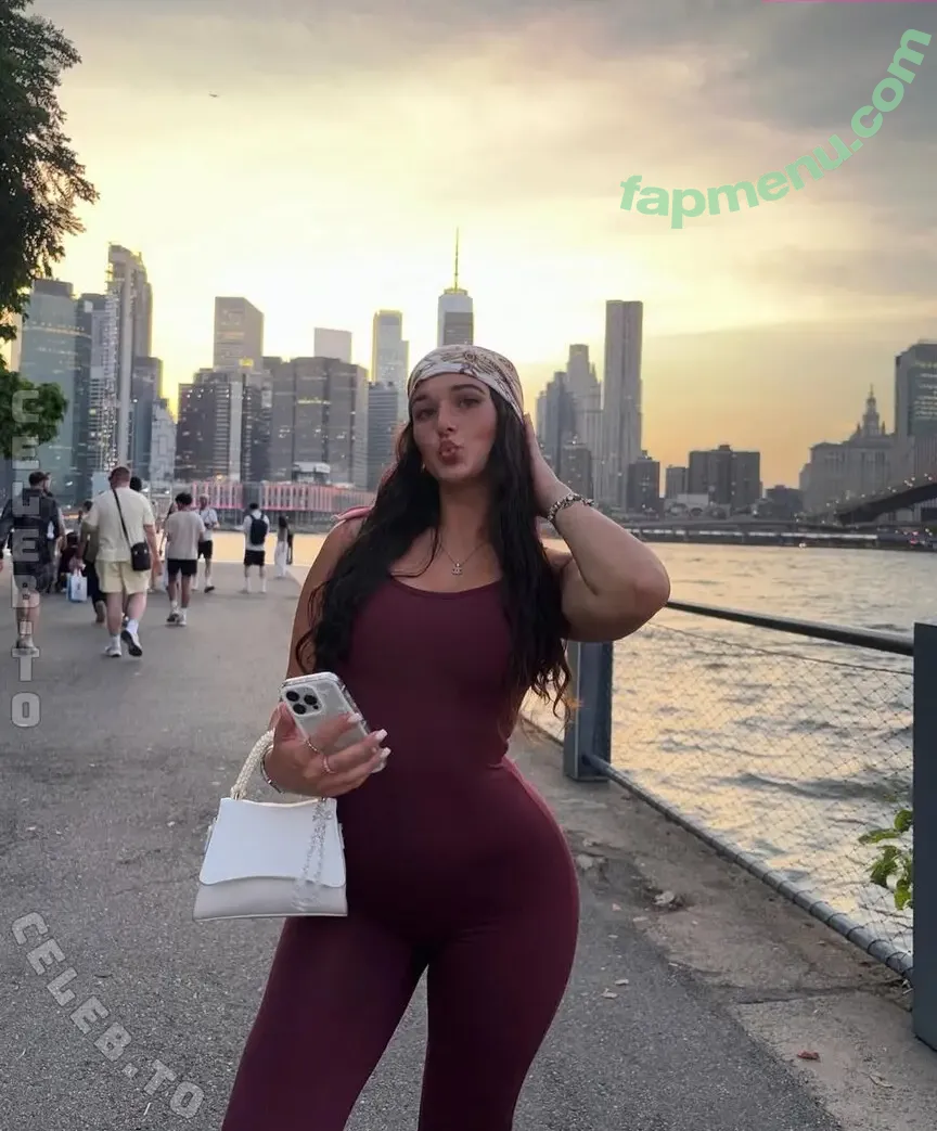 Lotti Aisha Greinwald nude photo #0227 (glotti_04)