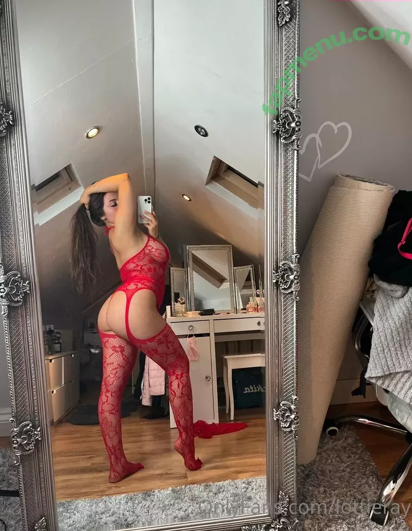 Lottie Ray nude photo #0024 (LottieRayxo / NaughtyCumSlutt / lottieray / lottiray)