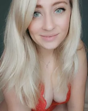lottielushloves / lottielushlove5 / reel nude photo #0004
