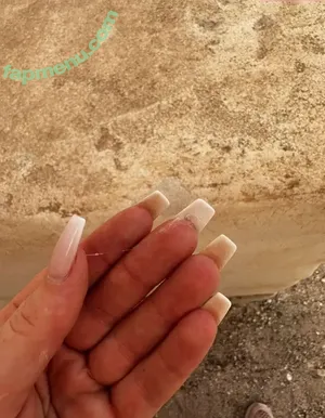 Lottiies Life / _lottiiiee_ / ladyinred-1 nude photo #0261