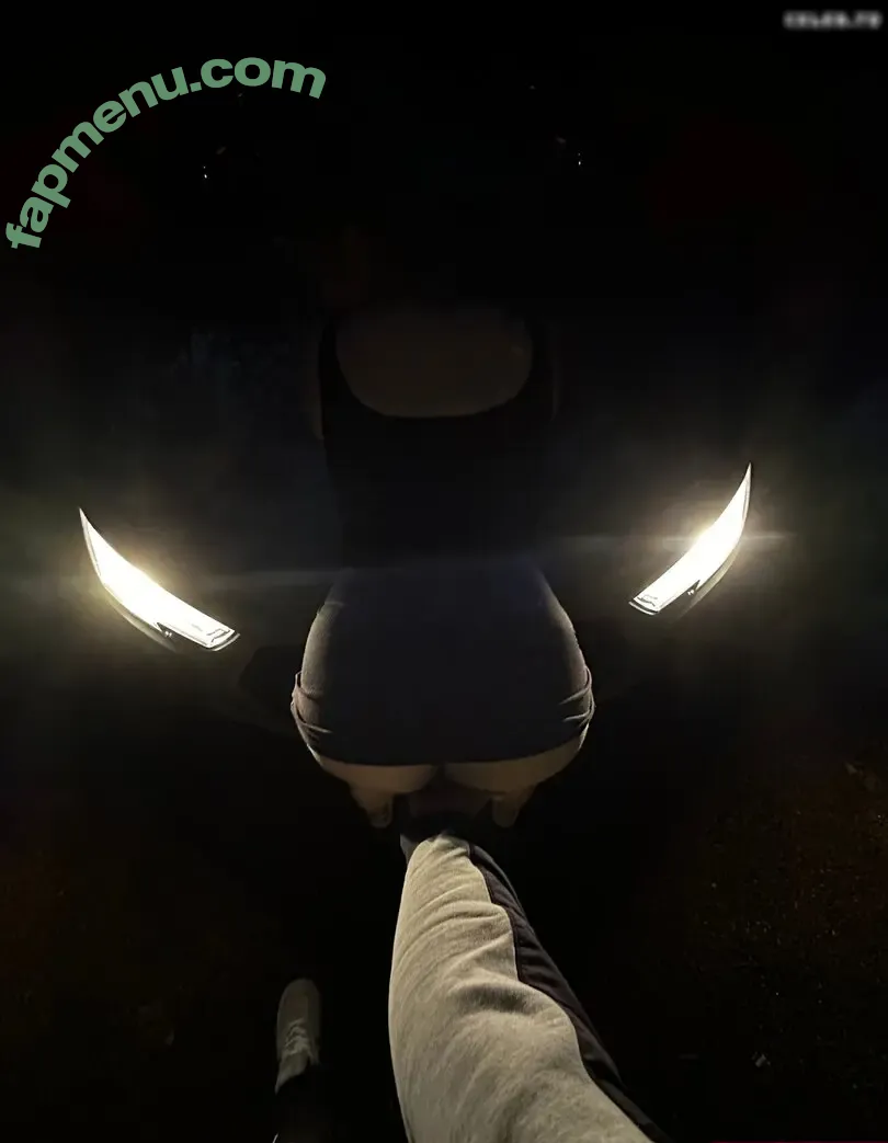 Lottiies Life nude photo #0068 (_lottiiiee_ / ladyinred-1)