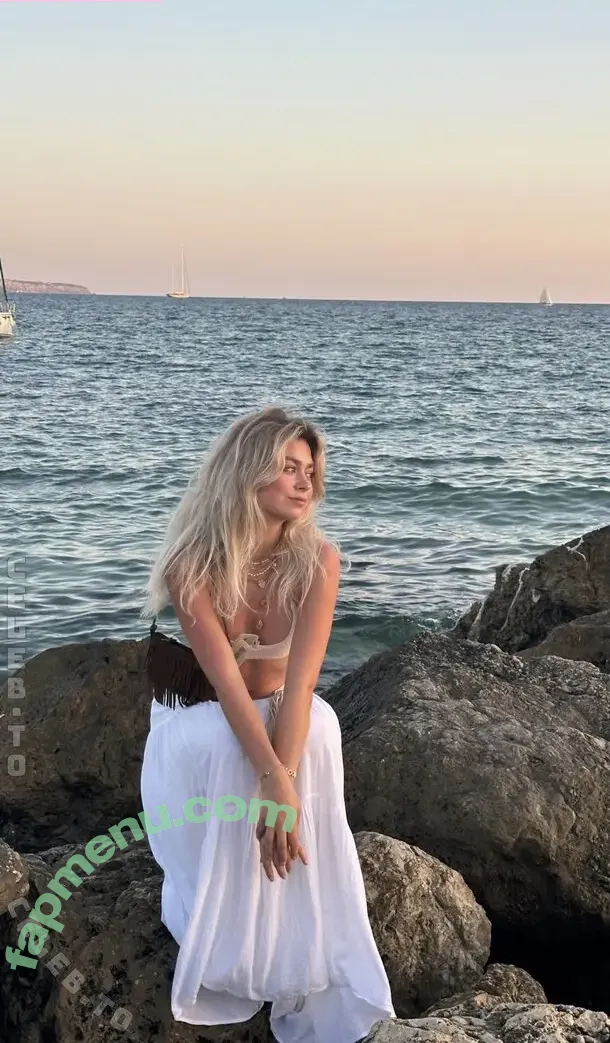 Lotty_kxa nude photo #0353 (Lotty_kxa)