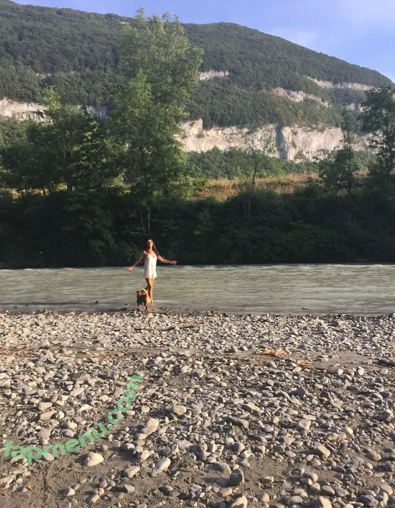 Lou Charmelle nude photo #0345 (LCharmelle / loucharmelle / loucharmelle.official)