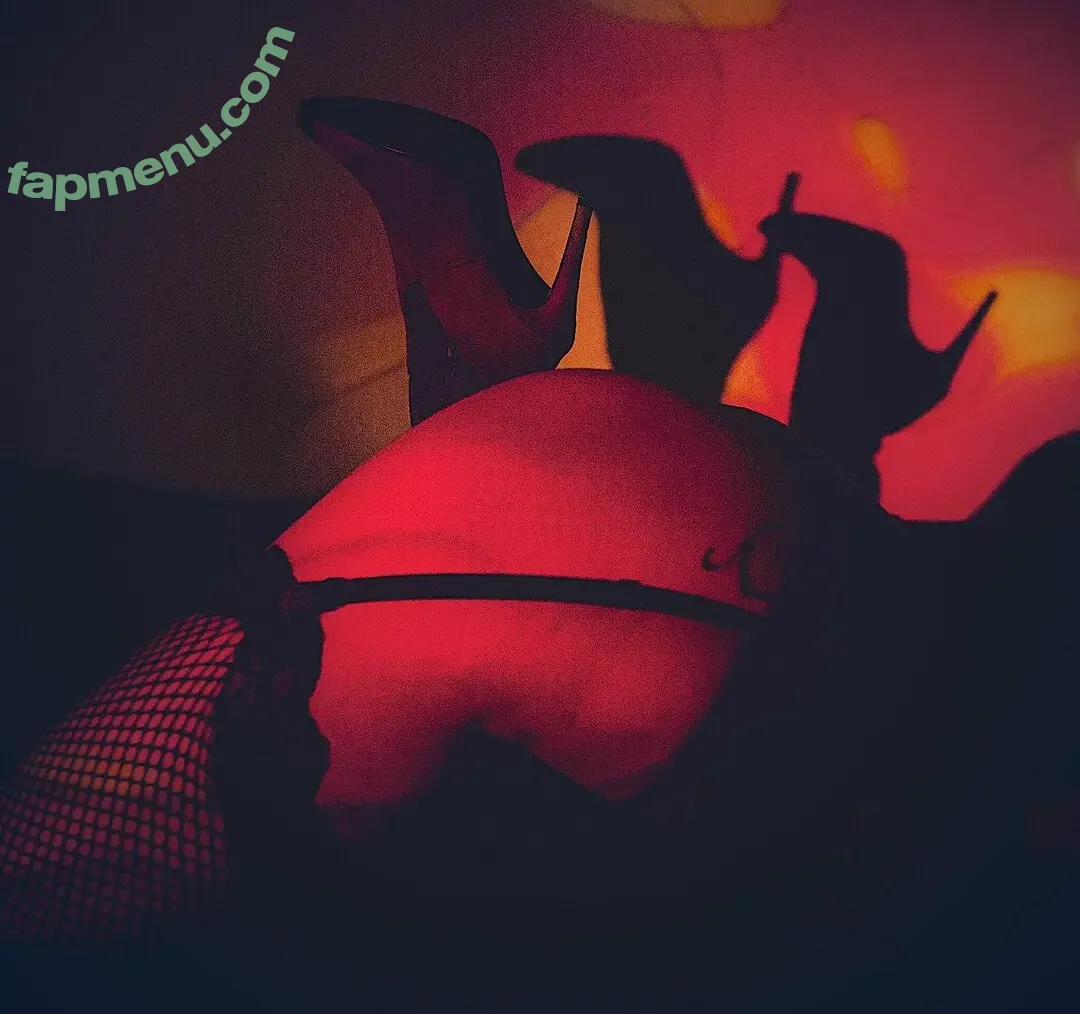 Lou Charmelle nude photo #0565 (LCharmelle / loucharmelle / loucharmelle.official)