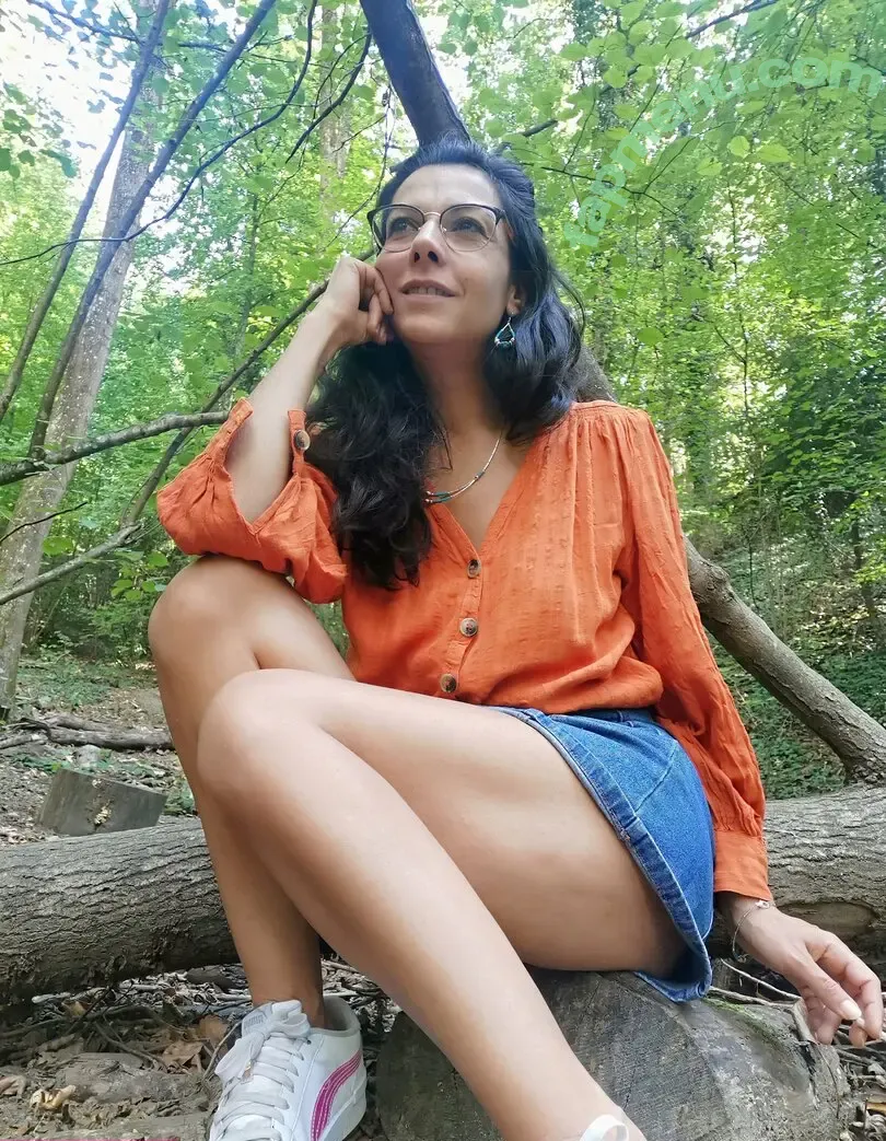 Lou Charmelle nude photo #0604 (LCharmelle / loucharmelle / loucharmelle.official)