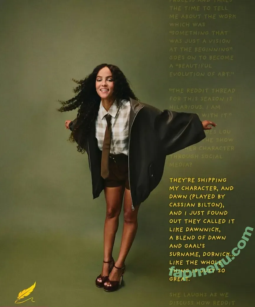 Lou Llobell nude photo #0063 (loullobell)