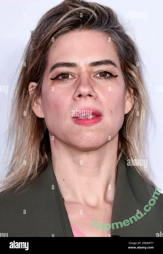 Lou Sanders nude photo #0038 (louliesanders)