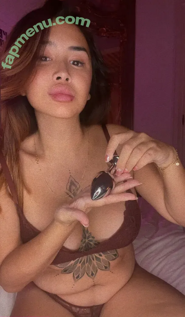 lou.ts nude photo #0027 (sewcialwarrior)
