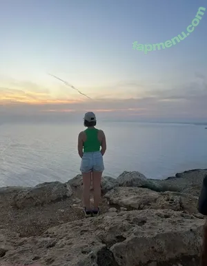 Louisa Willcox / getwealthywithlou nude photo #0064