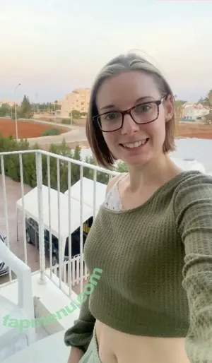 Louisa Willcox / getwealthywithlou nude photo #0067