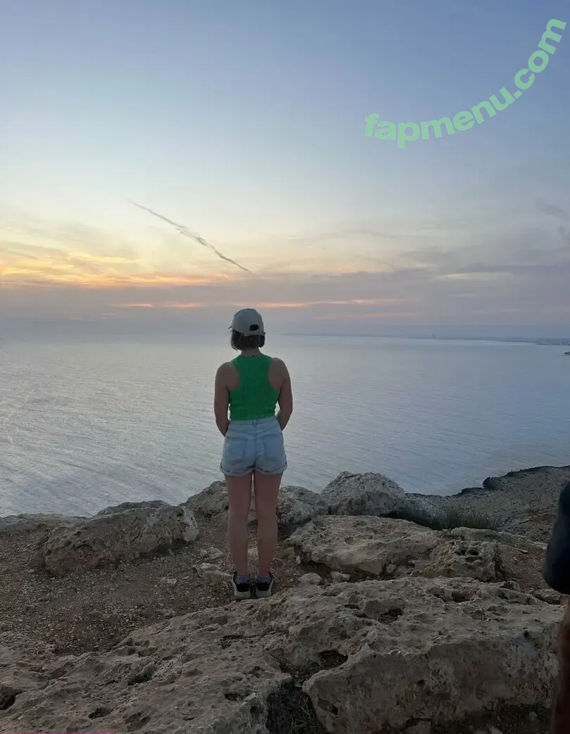 Louisa Willcox nude photo #0064 (getwealthywithlou)