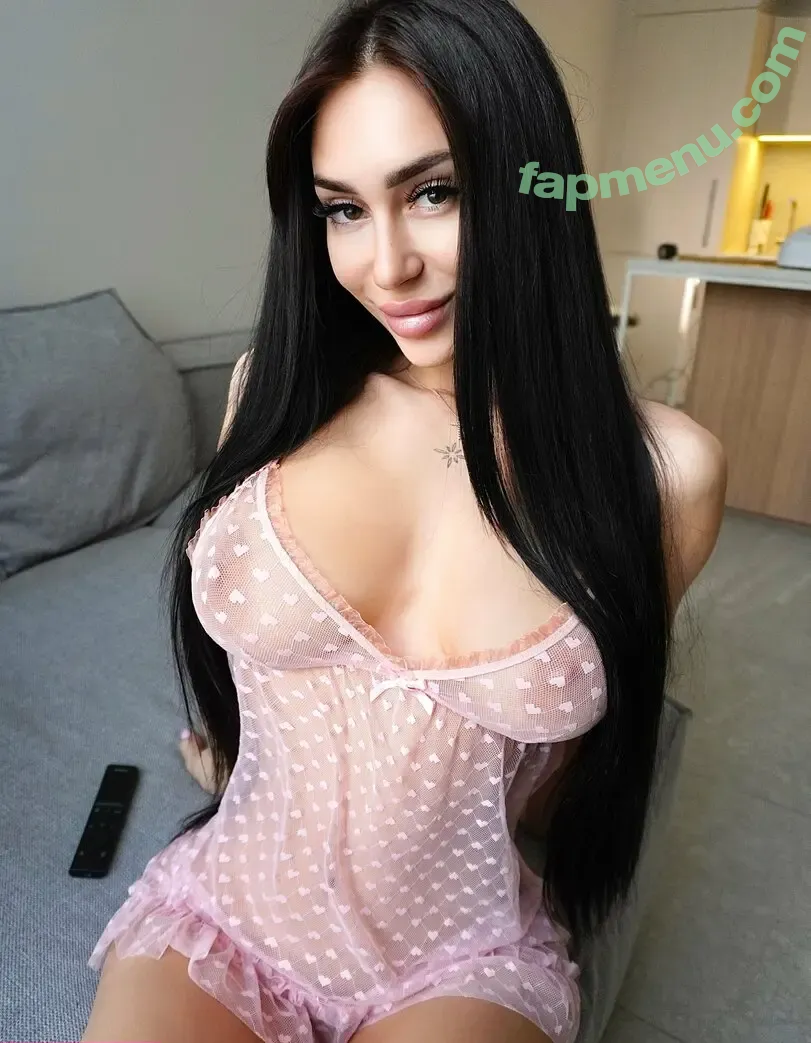 louise.vip nude photo #0017 (forever_baby_y)