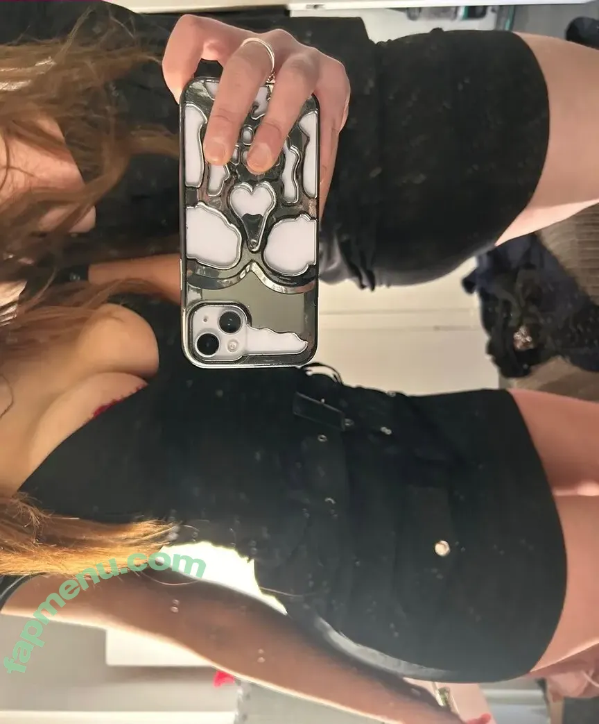 louiselaingx nude photo #0044 (louiselaingx)