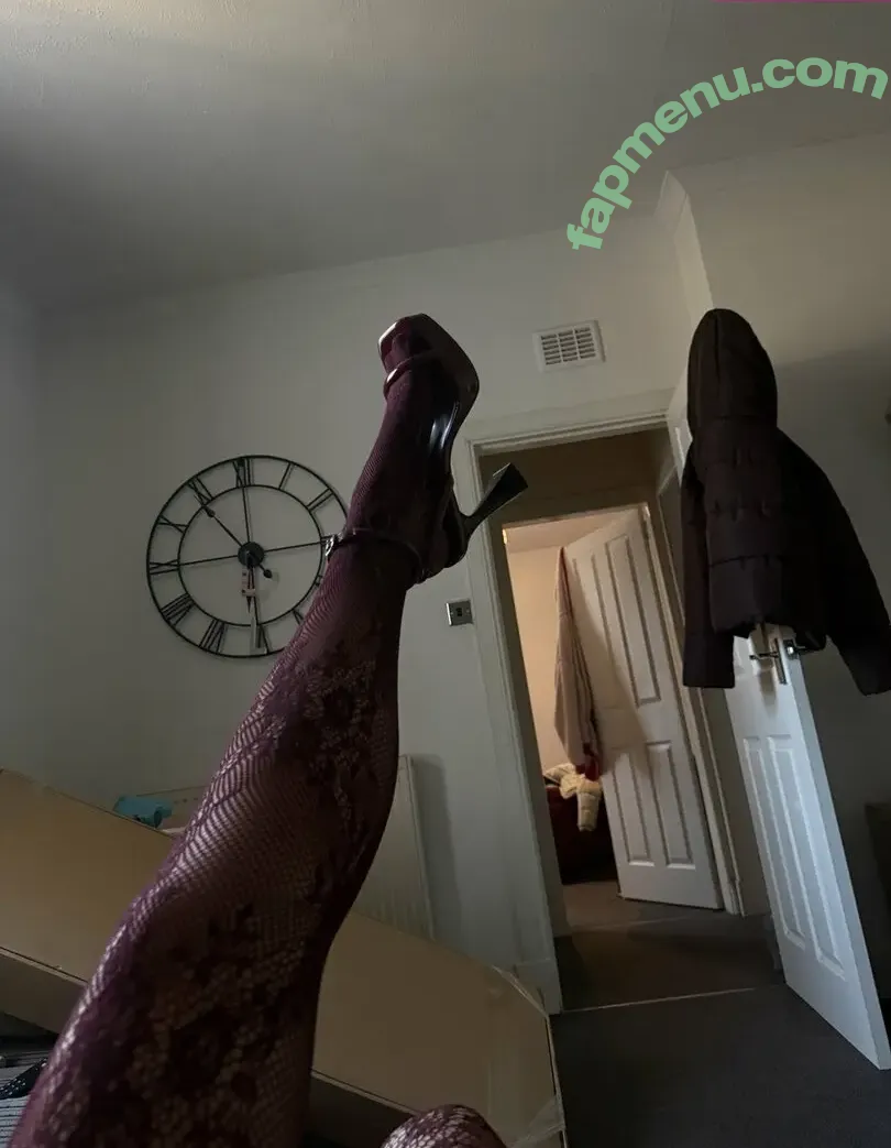 louiselaingx nude photo #0118 (louiselaingx)