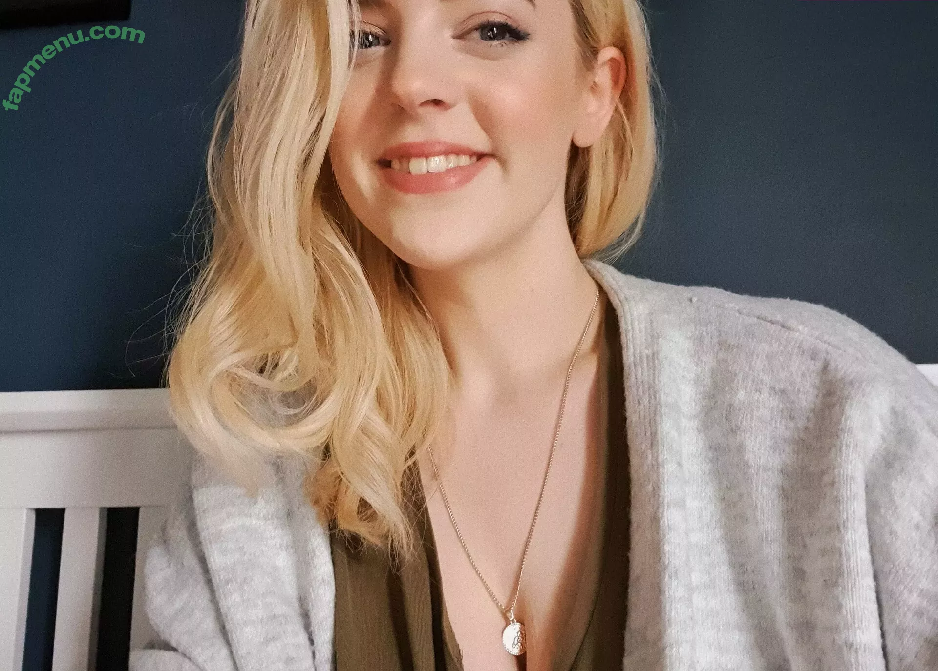louiseyhannah nude photo #0265 (officialannalouise)