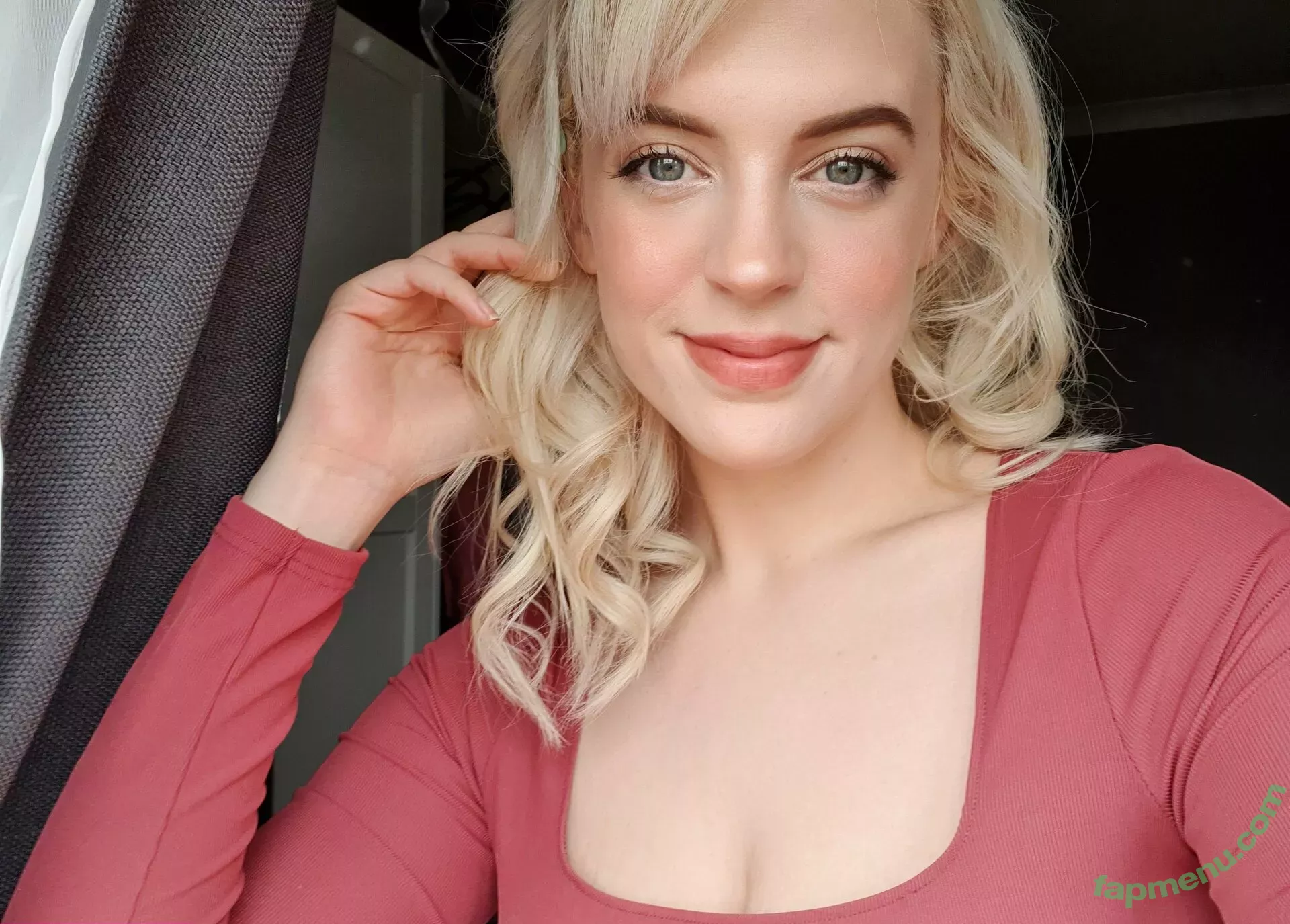 louiseyhannah nude photo #0277 (officialannalouise)