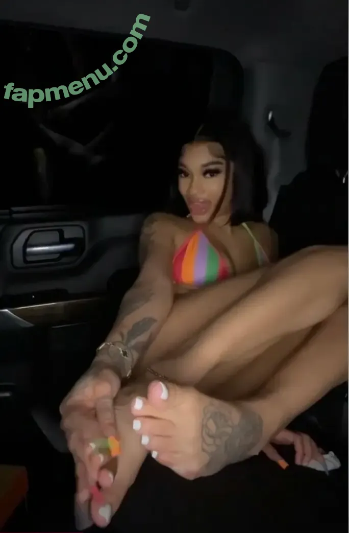 louisianimall nude photo #0005 (official_louisianimal)