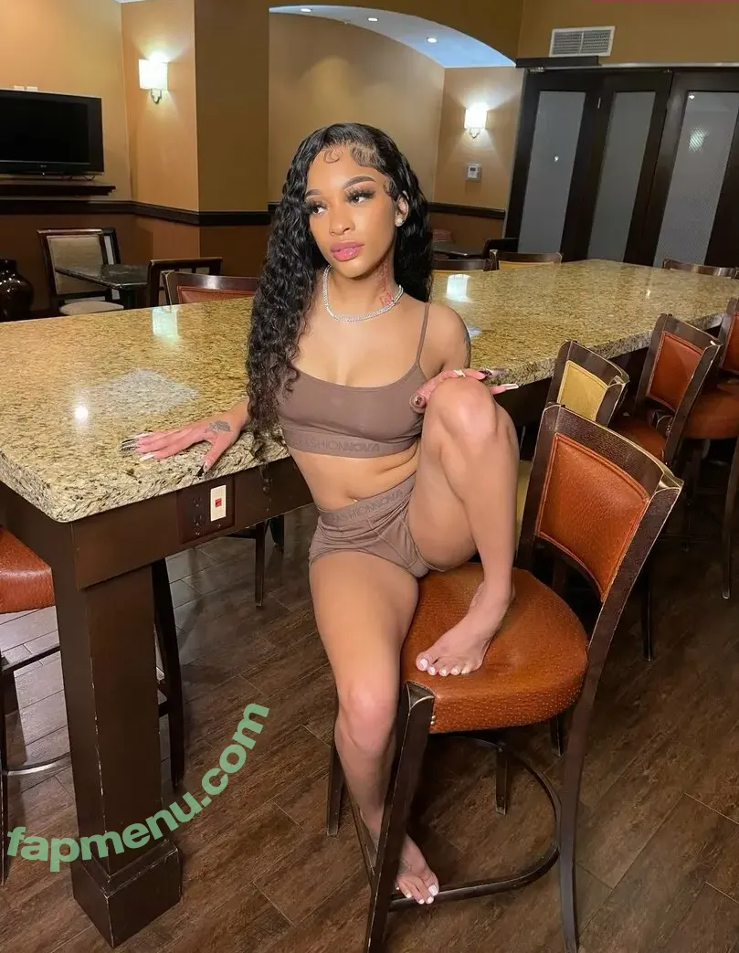 louisianimall nude photo #0007 (official_louisianimal)