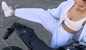 Loulu_teu / people nude photo #0077