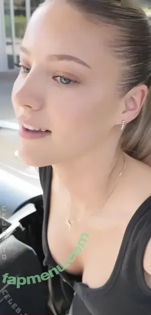 Loulu_teu / people nude photo #0083