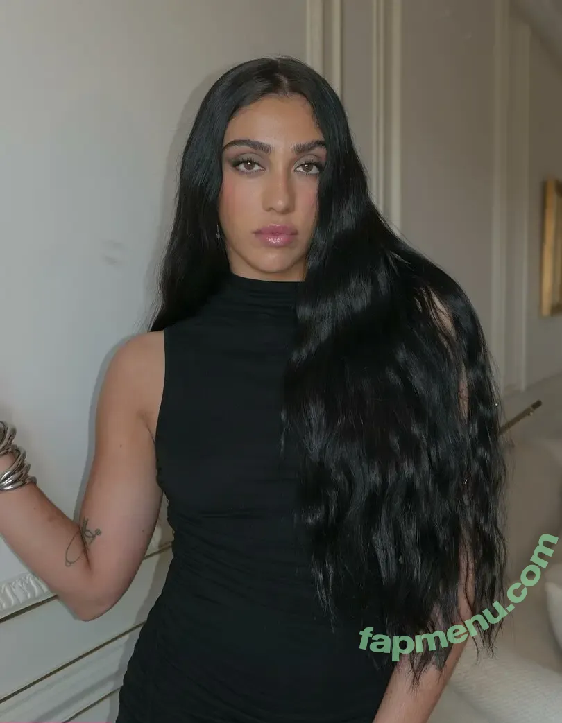 Lourdes Leon nude photo #0223 (lourdesleon)