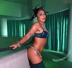 Lourdes Maria Ciccone Leon / lourdesleon nude photo #0073