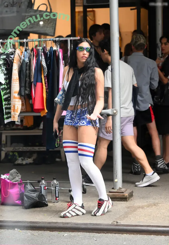 Lourdes Maria Ciccone Leon nude photo #0041 (lourdesleon)