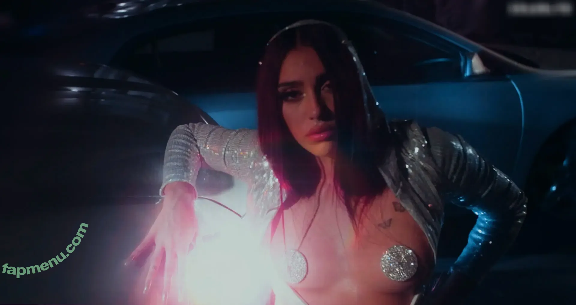 Lourdes Maria Ciccone Leon nude photo #0110 (lourdesleon)