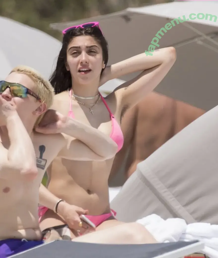 Lourdes Maria Ciccone Leon nude photo #0372 (lourdesleon)