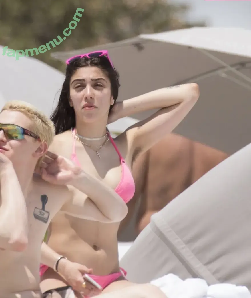 Lourdes Maria Ciccone Leon nude photo #0378 (lourdesleon)