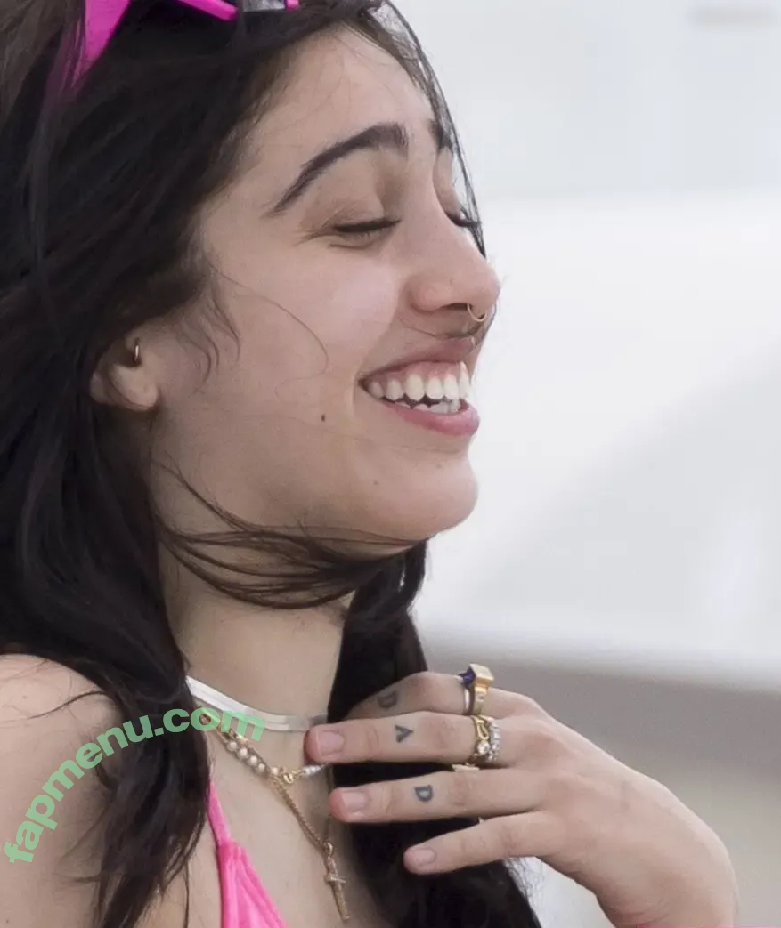 Lourdes Maria Ciccone Leon nude photo #0383 (lourdesleon)