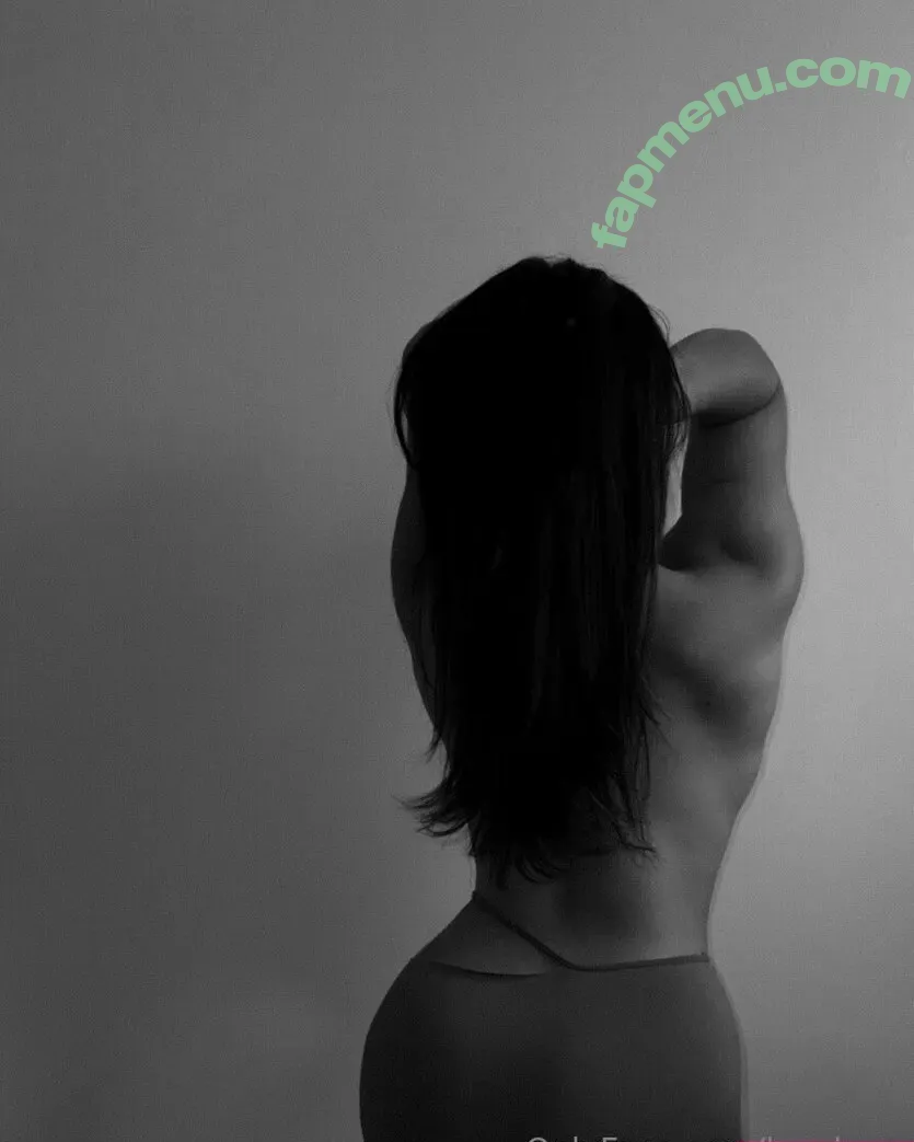 louslegs nude photo #0050 (louisewhyyte)