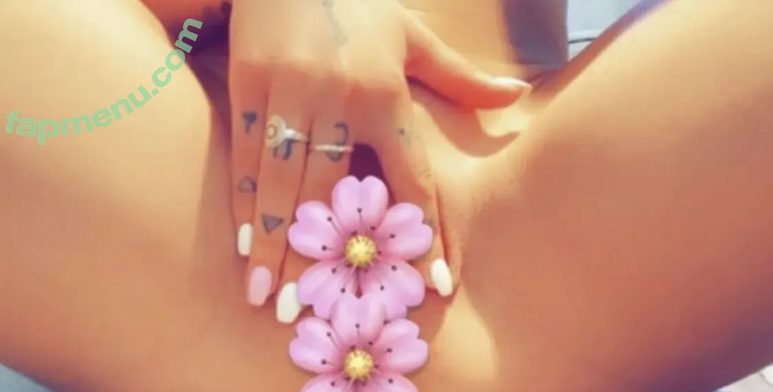 love_leahxx nude photo #0007 (love_leah)