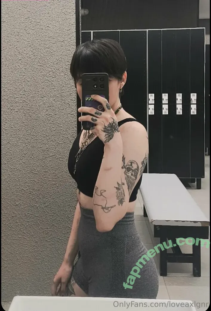 loveaxlgnr nude photo #0040 (ballon_cheeks_)