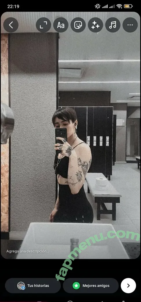 loveaxlgnr nude photo #0043 (ballon_cheeks_)