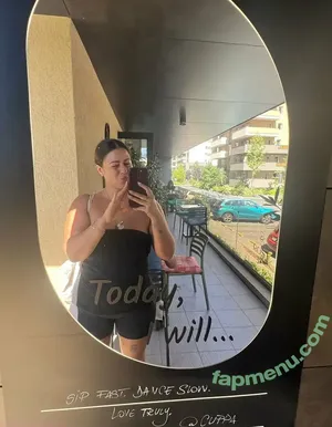 lovebylu / loveisbailey nude photo #0058