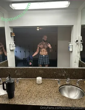 lovecliffjensen / lovecliffjensenofficial nude photo #0038