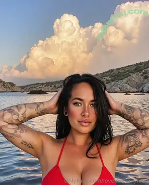 loveinkedivyrose / loveinked_ivy nude photo #0033