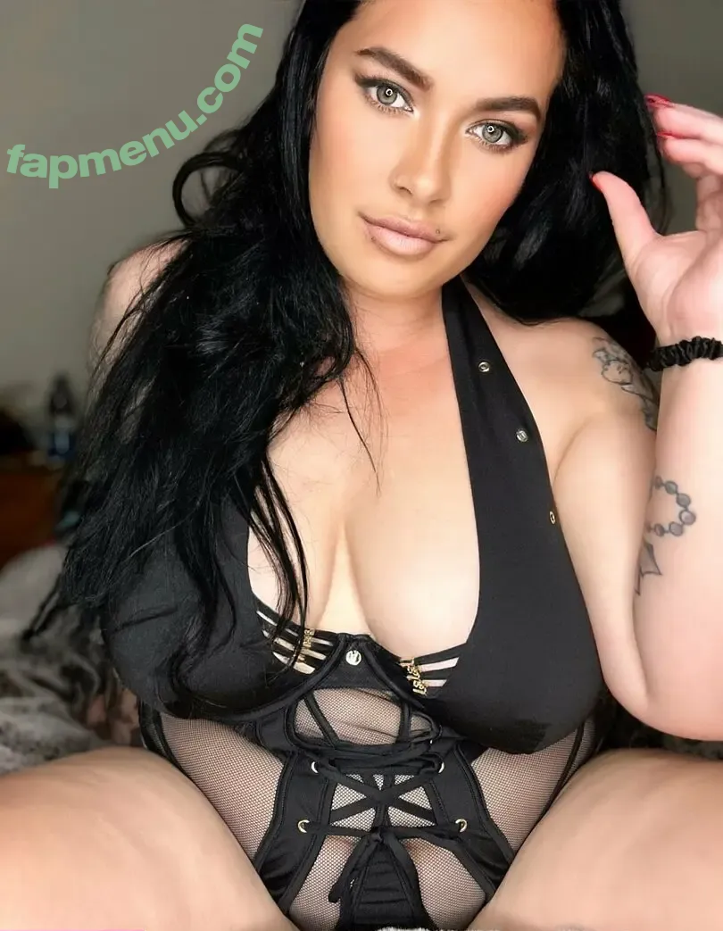 loveinkedivyrose nude photo #0001 (loveinked_ivy)