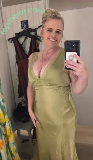 lovejuliexo / lovejuliexo75 nude photo #0003