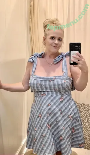 lovejuliexo / lovejuliexo75 nude photo #0005