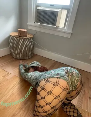 Lovelikelilaa nude photo #0059