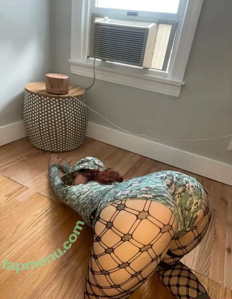 Lovelikelilaa nude photo #0059 (Lovelikelilaa)