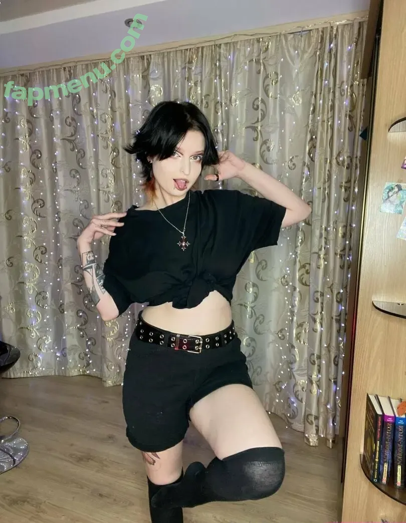 lovellyeli nude photo #0072 (imlovelylo)