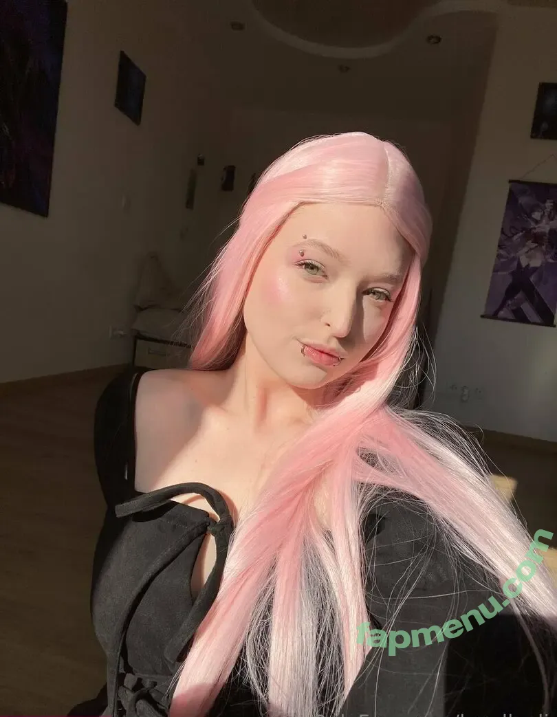 lovellyeli nude photo #0175 (imlovelylo / yayagym)