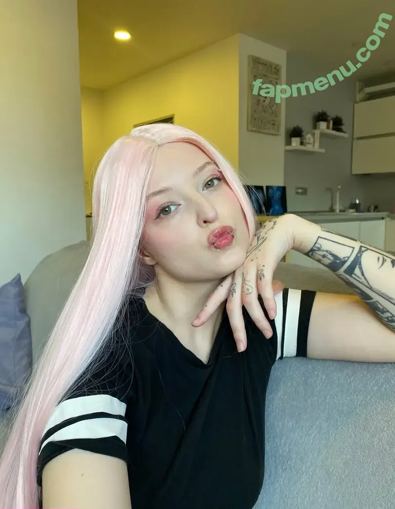 lovellyeli nude photo #0182 (imlovelylo / yayagym)