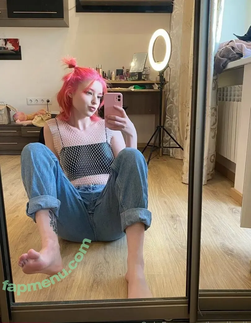 lovellyeli nude photo #0187 (imlovelylo / yayagym)