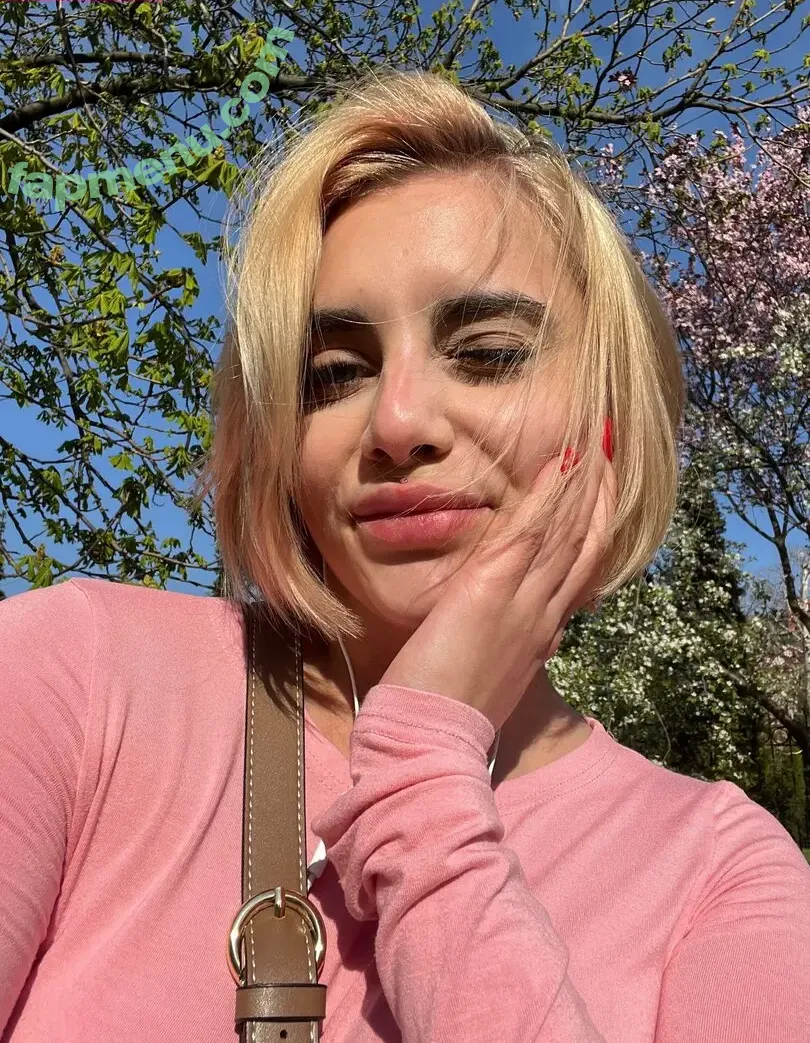 lovely_vio nude photo #0056 (lovelyy.vio)